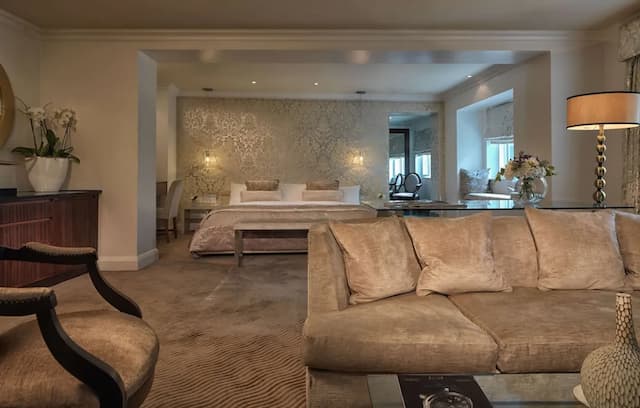 The May Fair, A Radisson Collection Hotel, Mayfair London-Studio (Studio)-4