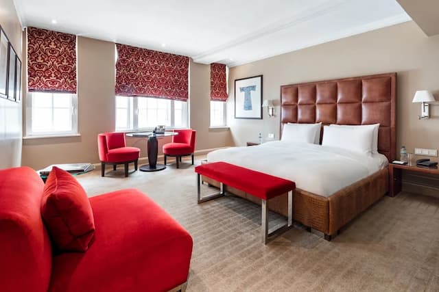 The May Fair, A Radisson Collection Hotel, Mayfair London-Premium Room (Collection)-1