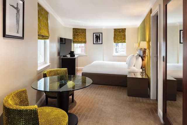 The May Fair, A Radisson Collection Hotel, Mayfair London-Deluxe Room (Collection)-3