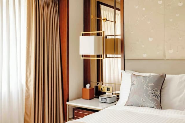 InterContinental London Park Lane by IHG-Junior Suite, 1 King Bed (Mayfair Floor)-6