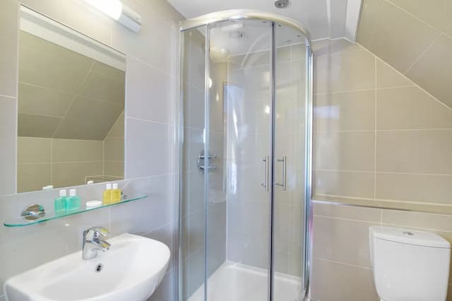 더 크레이번 호텔-스탠다드 트윈룸-9