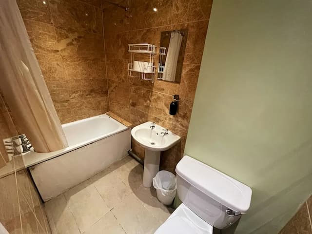 Somerset Hotel Baker Street London-Standard Quadruple Room, 2 Double Beds-6