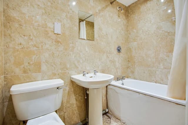 Somerset Hotel Baker Street London-Family Room, Multiple Beds (Deluxe)-5