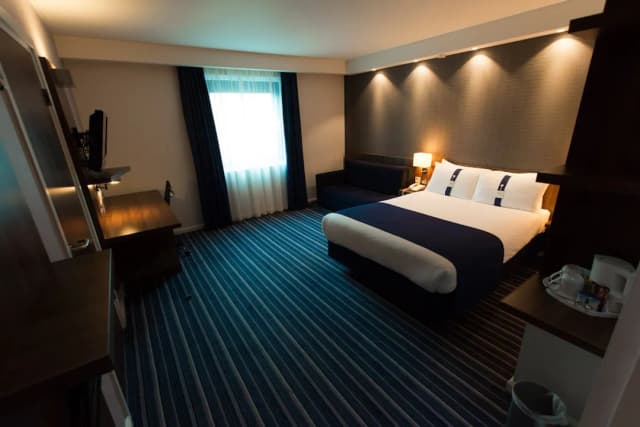 Holiday Inn Express London - Stratford by IHG-Standard Room, 1 Double Bed, Accessible-1