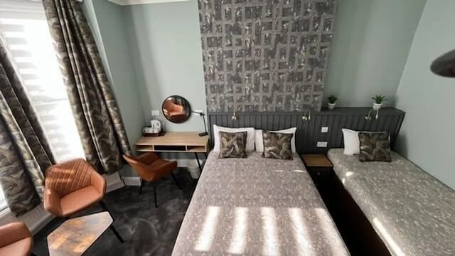 Charlotte Guest House-Triple Room, Ensuite (Double and Single Beds)-5