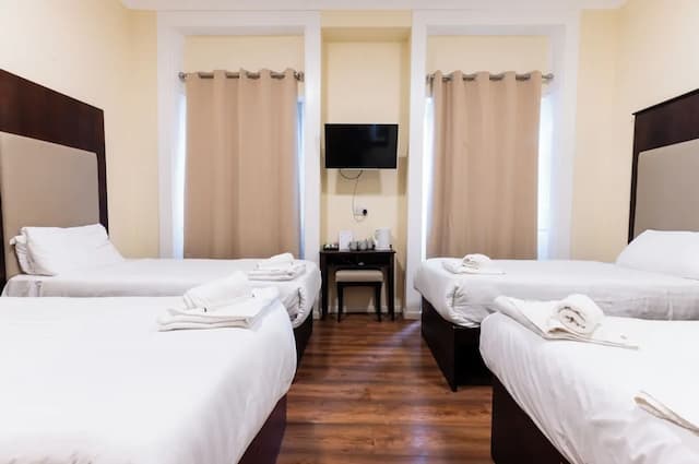 아스토리아 호텔-쿼드룸, 앙스위트-1