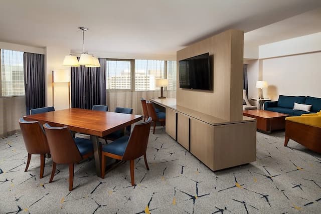 Sheraton Gateway Los Angeles Hotel-俱乐部套房, 1 张特大床-3