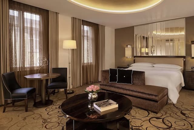 Sheraton Grand London Park Lane-Club Suite, 1 King Bed-8