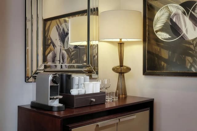 Sheraton Grand London Park Lane-Superior Room, 1 King Bed-4