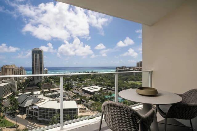 The Ritz-Carlton Residences, Waikiki Beach-客房, 1 张特大床和 1 张沙发床, 海洋景观-7