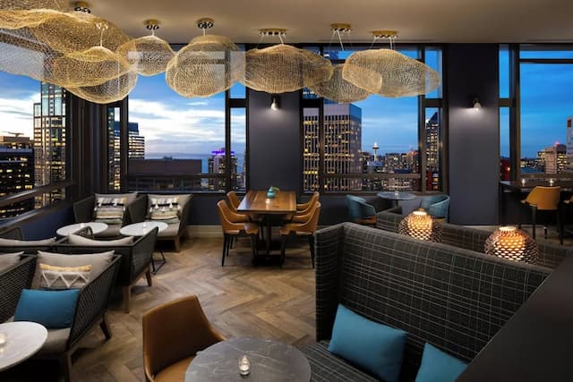 Renaissance Seattle Hotel-Club Room, 1 King Bed, City View (Mob.&Hearing Access, w Roll-in Shower)-1