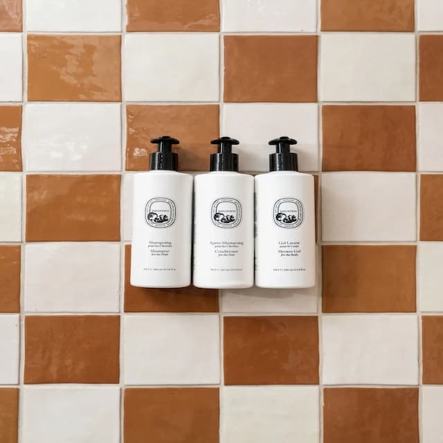 Palihouse West Hollywood at Beverly Hills-Standard Room, 1 King Bed, Accessible, Microwave (King ADA with Tub)-7