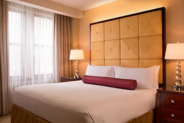 Millennium Knickerbocker Chicago-Suite, 1 King Bed (Millennium)-3