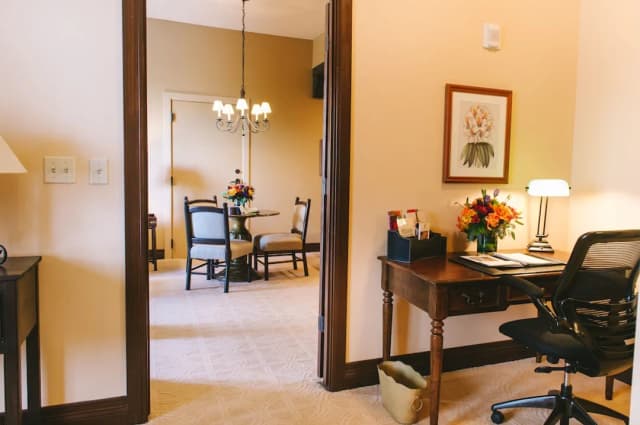 Hotel Granduca Houston-One Bedroom King Suite Pool View Balcony ADA-2