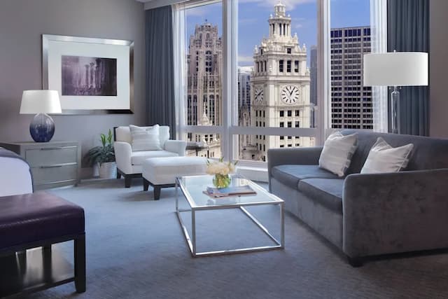 Trump International Hotel & Tower Chicago-行政客房, 1 张特大床, 湖景-3