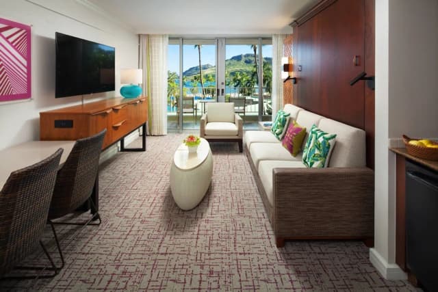 Marriott's Kaua'i Beach Club-Room, 1 Queen Wall Bed, Non Smoking, Ocean View (Balcony)-1