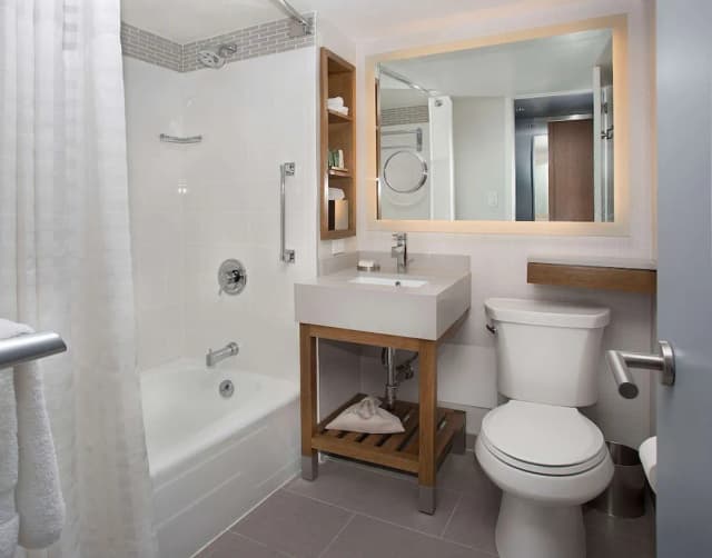 뉴욕 힐튼 미드타운-룸, 킹사이즈침대 1개 (Hearing)-2