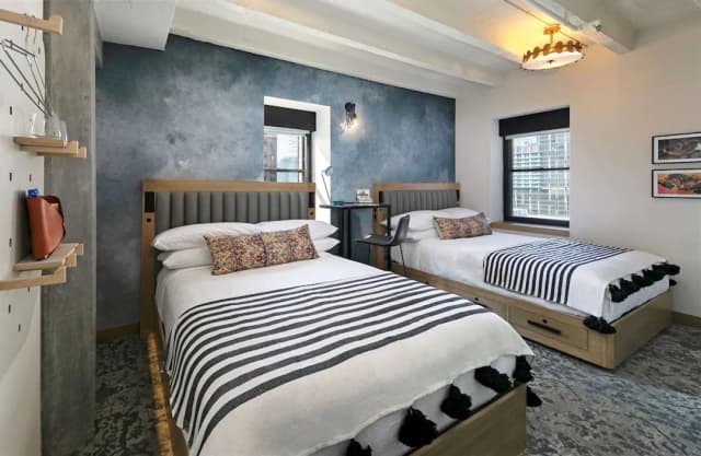 The Wayfarer Downtown LA, Tapestry Collection by Hilton-Room, 2 Queen Beds-1