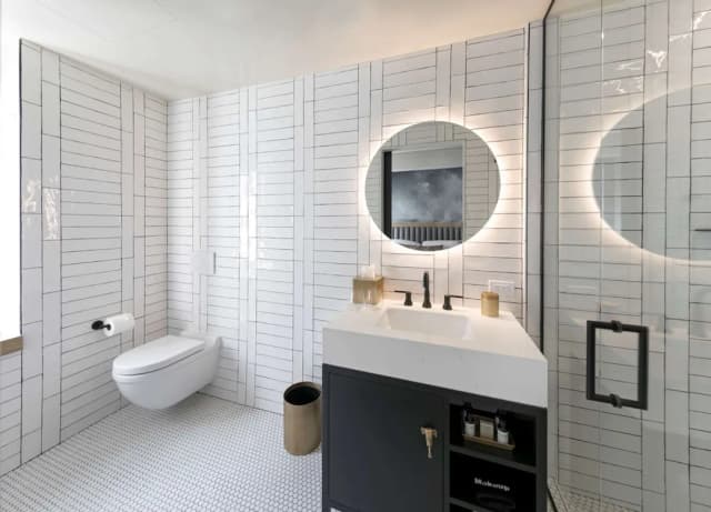 The Wayfarer Downtown LA, Tapestry Collection by Hilton-Room, 1 King Bed, City View (Urban)-1