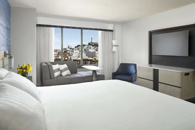 Hyatt Centric Fisherman's Wharf San Francisco-Room, 1 King Bed, City View-4