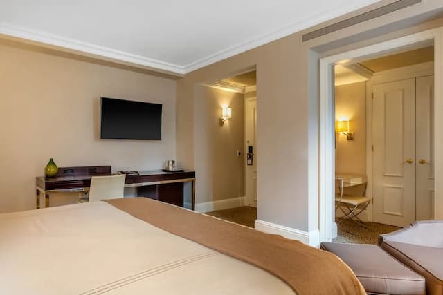 Omni Berkshire Place-Suite, 1 King Bed (Madison)-1