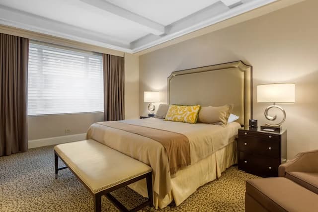 Omni Berkshire Place-Executive Suite, 1 King Bed (Madison)-2