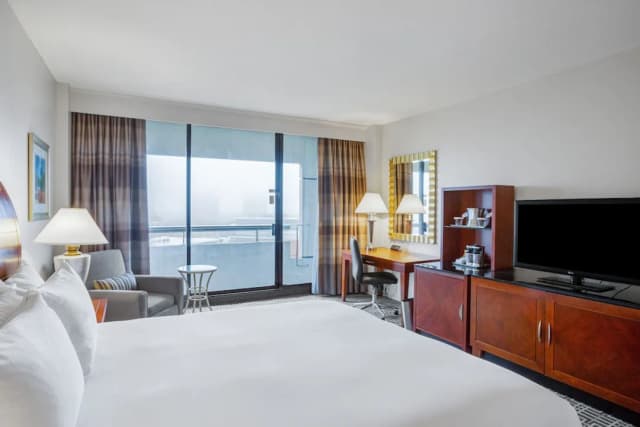 Hilton Houston Post Oak by the Galleria-Standard Room, 1 King Bed-2