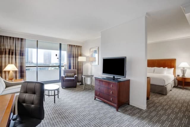Hilton Houston Post Oak by the Galleria-Junior Suite, 1 Bedroom-3