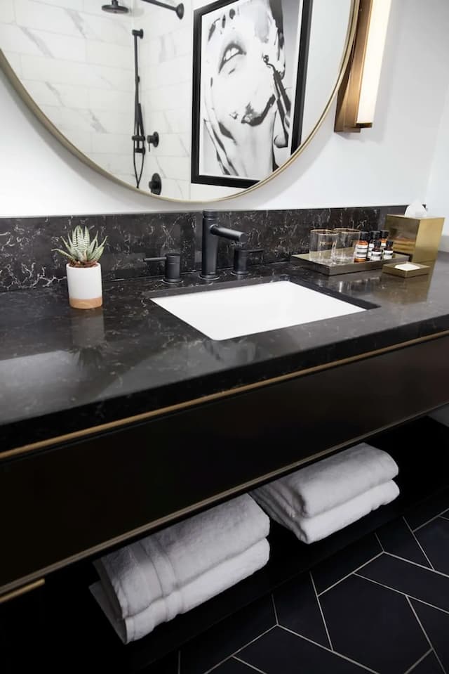 C. ボールドウイン、キュリオ コレクション バイ ヒルトン-ルーム クイーンベッド 2 台 (High Floor)-5