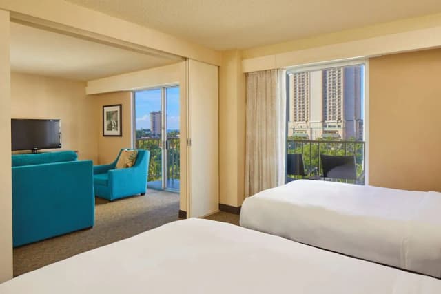 DoubleTree by Hilton Hotel Alana - Waikiki Beach-套房, 1 间卧室 (Waikiki Suite, Park/Ocean View)-1