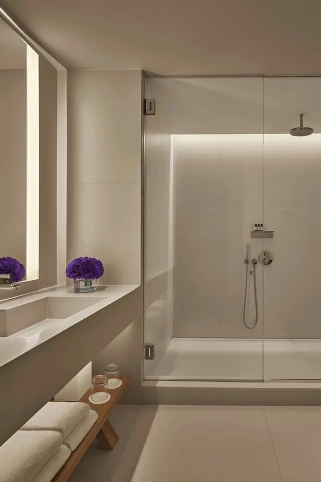 The West Hollywood EDITION-华丽客房, 1 张特大床, 露台-3