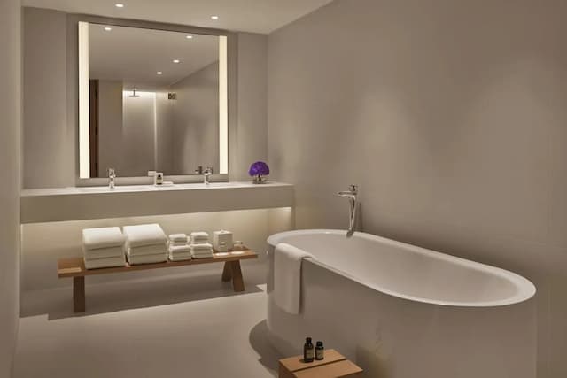 The West Hollywood EDITION-尊贵套房, 1 张特大床和 1 张沙发床-8