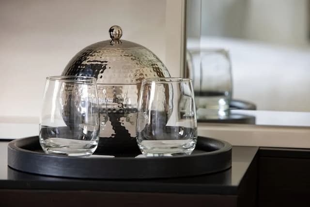 JW Marriott Essex House New York-标准单人房, 1 张特大床 (Mobility Accessible, Roll-In Shower)-3