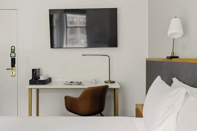 클럽 쿼터스, 타임스 스퀘어 - 미드타운-클럽룸-5