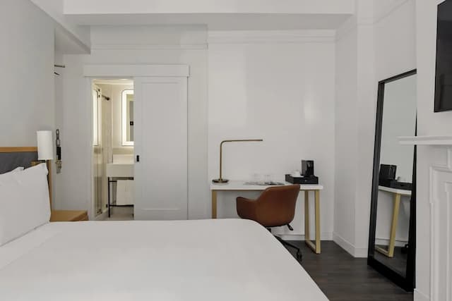 Club Quarters, Times Square - Midtown-标准房, 1 张特大床-5