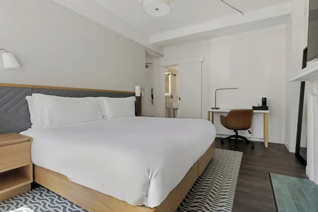 Club Quarters, Times Square - Midtown-标准房, 1 张特大床-1