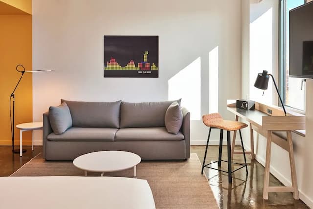 Radio Hotel-Studio Suite, 1 King Bed-4