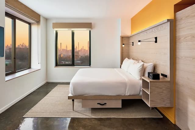 Radio Hotel-Studio Suite, 1 King Bed-1