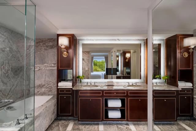The Ritz-Carlton New York, Central Park-Artists' Gate Suite-7