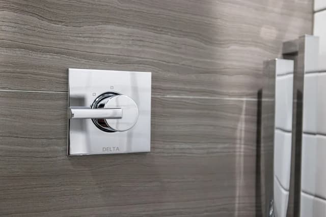 인피니티 호텔 샌프란시스코, 태피스트리 컬렉션 바이 힐튼-룸, 킹사이즈침대 1개, 욕조 (Mobility & Hearing)-5