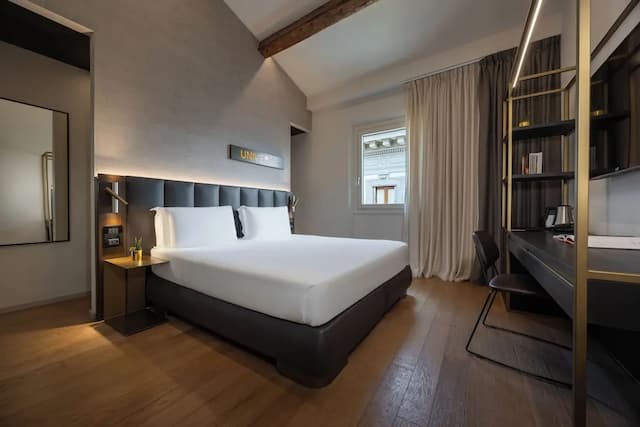 더 마켓 어반 호텔-디럭스룸-1