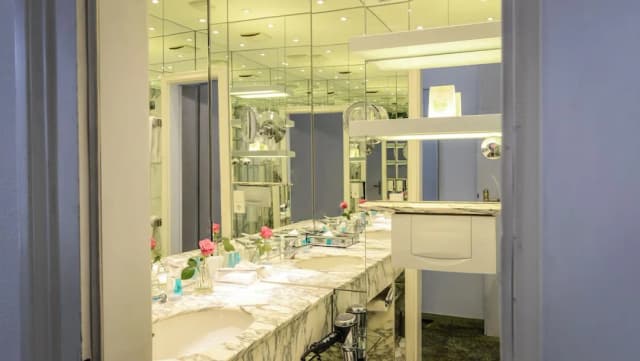 Opera Hotel-Superior Room-8