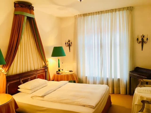 Opera Hotel-Superior Room-3