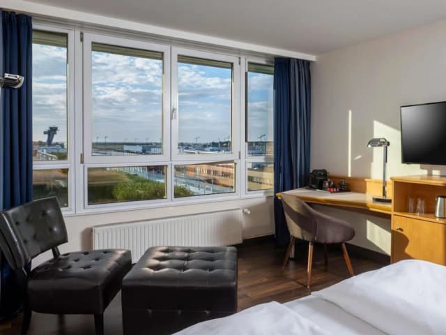 Mövenpick Hotel Nuernberg Airport-Room, 1 King Bed (Sleep)-9