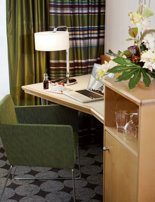 Mövenpick Hotel Nuernberg Airport-Superior Twin Room, 2 Twin Beds-4