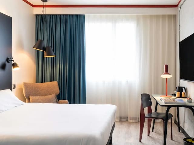 イビス スタイルズ バルセロナ サン ジョアン デスピ-スタンダード ルーム ダブルベッド 1 台ソファーベッド付き-3