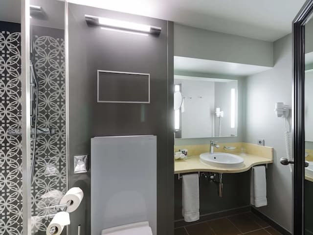 Mercure Muenchen City Center-Privilege, Room, 1 Queen Bed-4