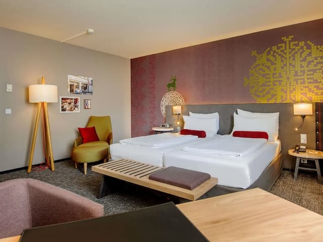 Mercure Muenchen City Center-Superior Twin Room, Multiple Beds-7