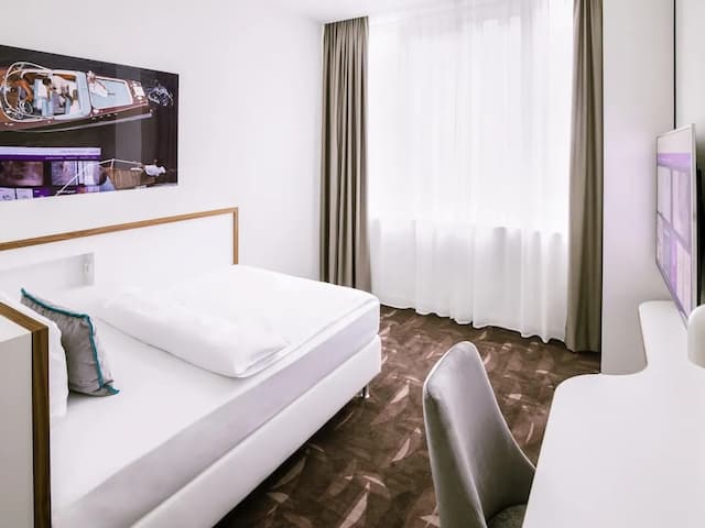 Mercure Hotel MOA Berlin-Standard Room, 1 Large Twin Bed-6