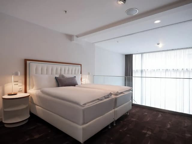 Mercure Hotel MOA Berlin-Superior Suite, 1 Queen Bed with Sofa bed-8